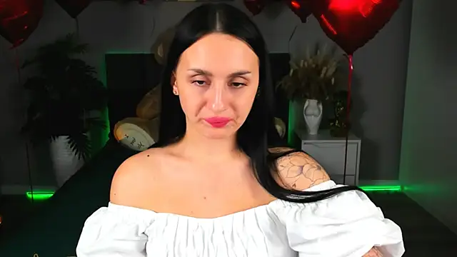 EmiliaBeynard online show from 25, 2, 2025