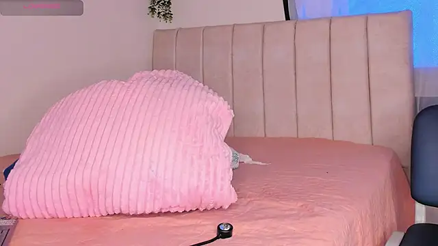 alice guzman1 online show from 16, 11, 2025