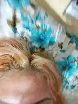 Snapshot of belenvaleria chatting on 2, 2, 2025 belenvaleria online show from 2, 2, 2025