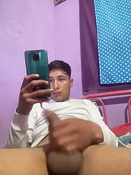 Snapshot of EduardoEspinoza12 chatting on 7, 3, 2025 EduardoEspinoza12 online show from 7, 3, 2025