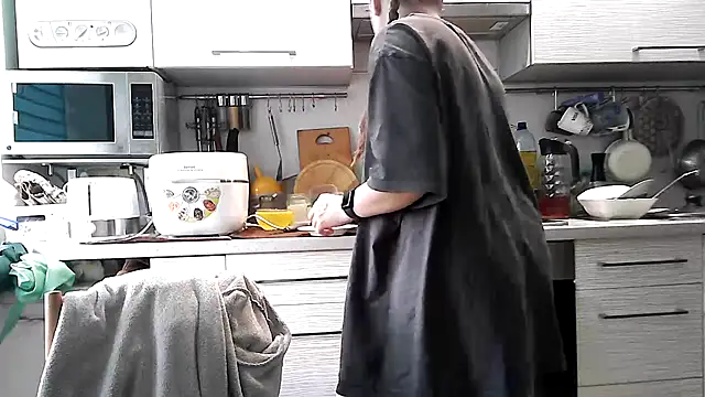 Misssweet s online show from 6, 3, 2025