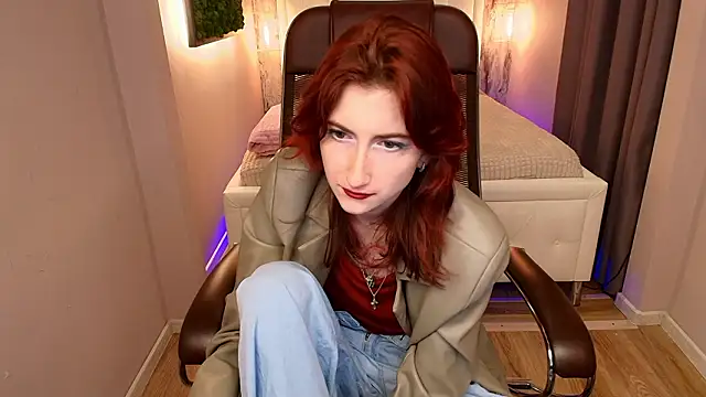 Snapshot of Violet_Moreau chatting on 7, 3, 2026 Violet Moreau online show from 7, 3, 2026
