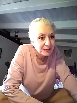 divinaerotica online show from 16, 2, 2026