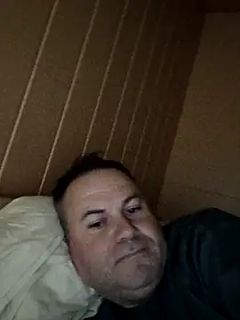 Snapshot of Pourleplasirs chatting on 5, 11, 2025 Pourleplasirs online show from 5, 11, 2025