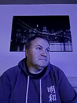 Snapshot of Pourleplasirs chatting on 20, 12, 2025 Pourleplasirs online show from 20, 12, 2025