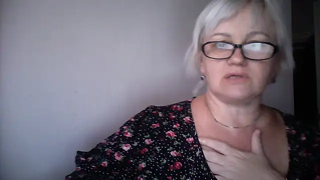 Mayya4321 online show from 17, 9, 2025