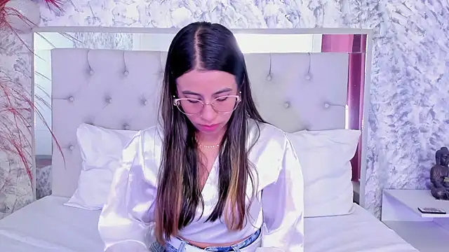 Ariana greenblat online show from 4, 2, 2026