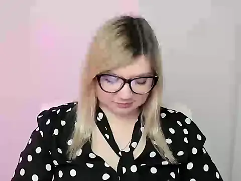 Lola moree online show from 15, 10, 2025