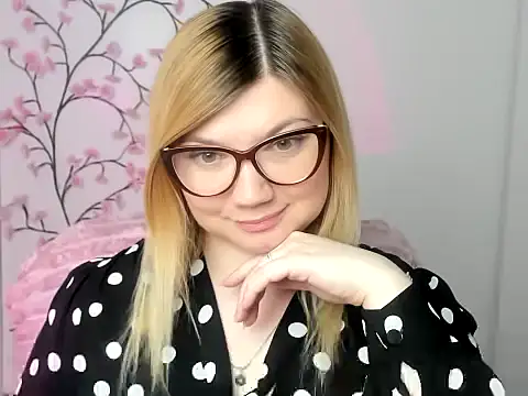 Lola moree online show from 25, 3, 2026