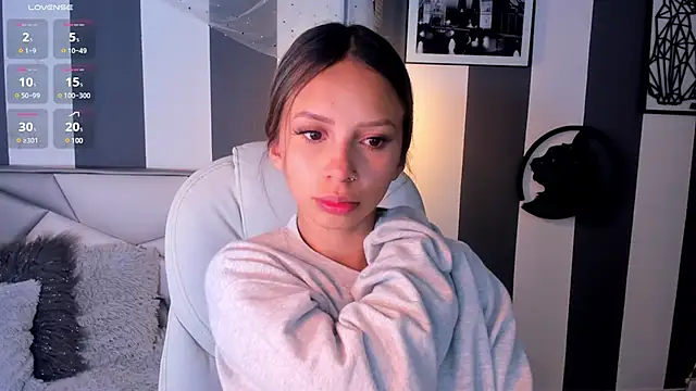 Salome  evans online show from 25, 2, 2025