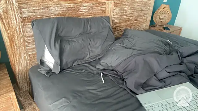 Snapshot of valure_lera chatting on 7, 3, 2025 valure lera online show from 7, 3, 2025