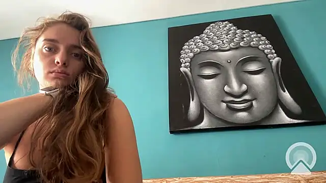 Snapshot of valure_lera chatting on 9, 3, 2025 valure lera online show from 9, 3, 2025