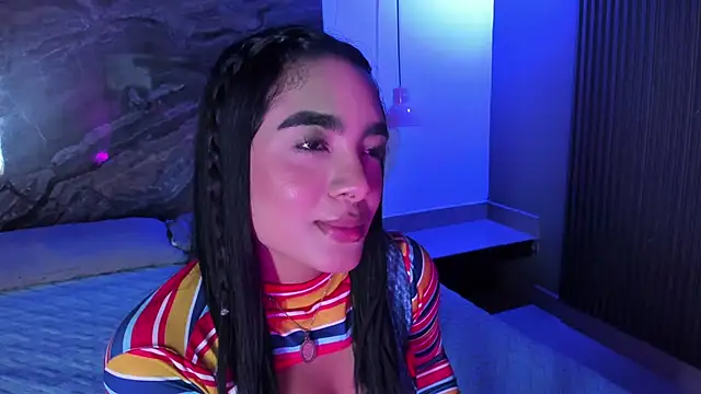 Snapshot of Estefy_gomez09 chatting on 6, 3, 2025 Estefy gomez09 online show from 6, 3, 2025