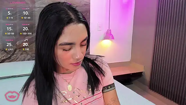 Snapshot of Estefy_gomez09 chatting on 11, 3, 2025 Estefy gomez09 online show from 11, 3, 2025