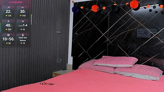 Snapshot of Estefy_gomez09 chatting on 8, 11, 2025 Estefy gomez09 online show from 8, 11, 2025