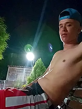 arevalo1124 online show from 13, 3, 2025