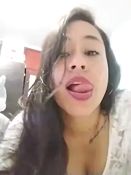 Snapshot of kamila_lovee chatting on 11, 2, 2025 kamila lovee online show from 11, 2, 2025