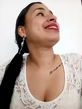 Snapshot of kamila_lovee chatting on 20, 2, 2025 kamila lovee online show from 20, 2, 2025