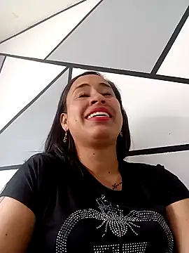 Snapshot of kamila_lovee chatting on 14, 3, 2025 kamila lovee online show from 14, 3, 2025