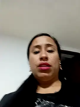 Snapshot of kamila_lovee chatting on 14, 3, 2025 kamila lovee online show from 14, 3, 2025