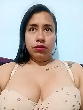 Snapshot of kamila_lovee chatting on 17, 3, 2025 kamila lovee online show from 17, 3, 2025