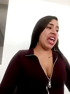 Snapshot of kamila_lovee chatting on 22, 9, 2025 kamila lovee online show from 22, 9, 2025