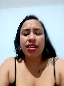 Snapshot of kamila_lovee chatting on 26, 9, 2025 kamila lovee online show from 26, 9, 2025