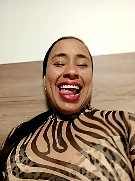 Snapshot of kamila_lovee chatting on 3, 10, 2025 kamila lovee online show from 3, 10, 2025