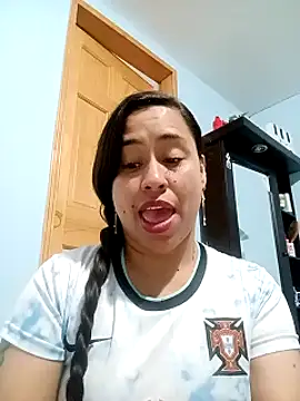 Snapshot of kamila_lovee chatting on 3, 11, 2025 kamila lovee online show from 3, 11, 2025