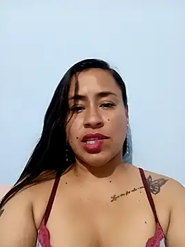 Snapshot of kamila_lovee chatting on 5, 11, 2025 kamila lovee online show from 5, 11, 2025