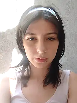 Maiden-Hot online show from 16, 2, 2025