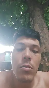 Snapshot of JapeDoBryan chatting on 9, 10, 2025 JapeDoBryan online show from 9, 10, 2025