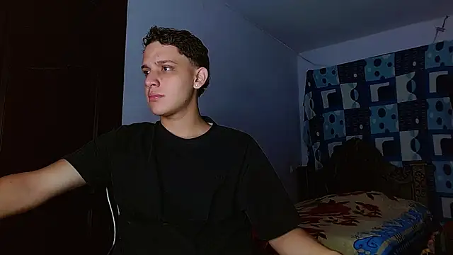 Snapshot of Thomas_May4rs chatting on 7, 11, 2025 Thomas May4rs online show from 7, 11, 2025