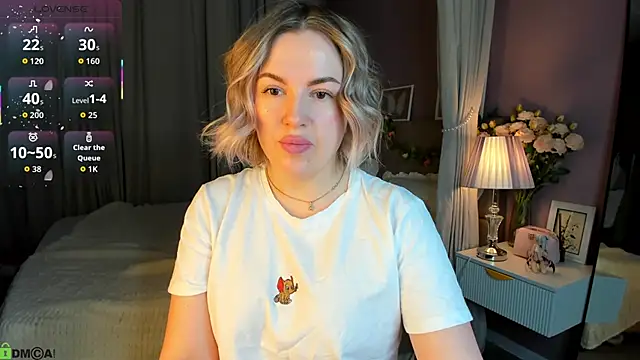 Nikki Kai online show from 3, 11, 2025