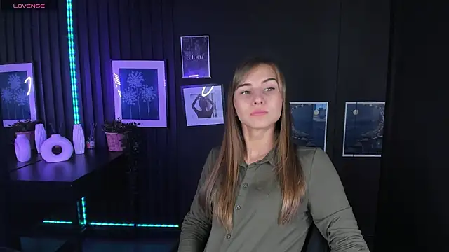 CharmBianca online show from 8, 2, 2025