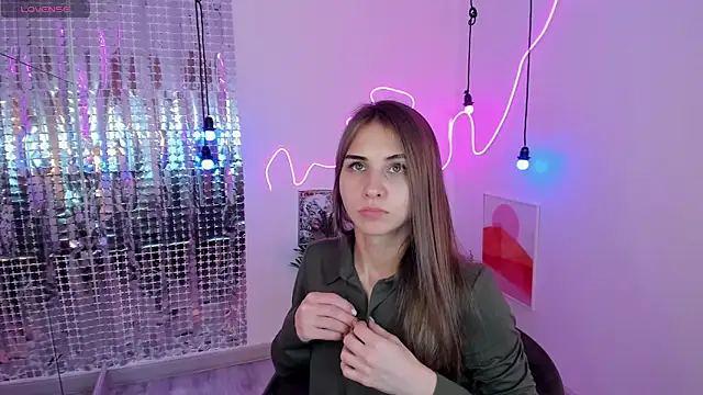 CharmBianca online show from 9, 2, 2025