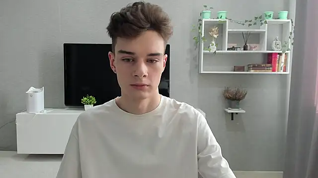 Snapshot of avegothy- chatting on 4, 2, 2025 avegothy- online show from 4, 2, 2025