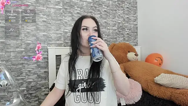 Snapshot of KairraPotts chatting on 14, 11, 2025 KairraPotts online show from 14, 11, 2025