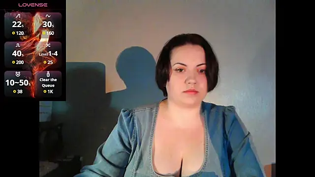 Snapshot of BlackkkVelvet chatting on 8, 2, 2025 BlackkkVelvet online show from 8, 2, 2025