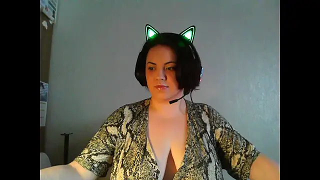 Snapshot of BlackkkVelvet chatting on 7, 3, 2025 BlackkkVelvet online show from 7, 3, 2025