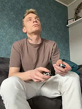 Snapshot of Yankees- chatting on 2, 3, 2025 Yankees- online show from 2, 3, 2025