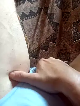 baixinhainsaciavel23 online show from 28, 1, 2025