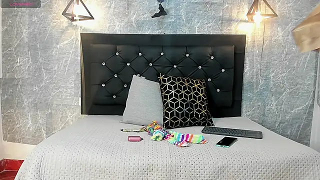 emberhodson online show from 5, 11, 2025