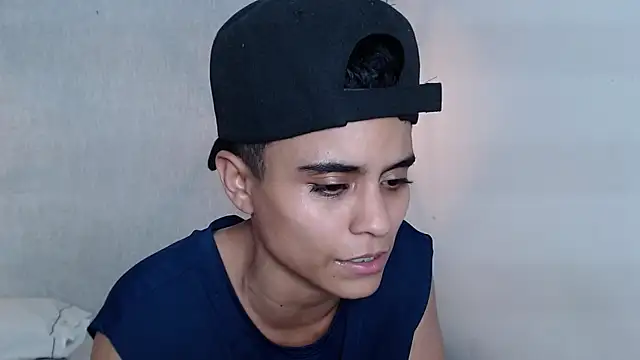 Liiamthompson online show from 18, 3, 2025