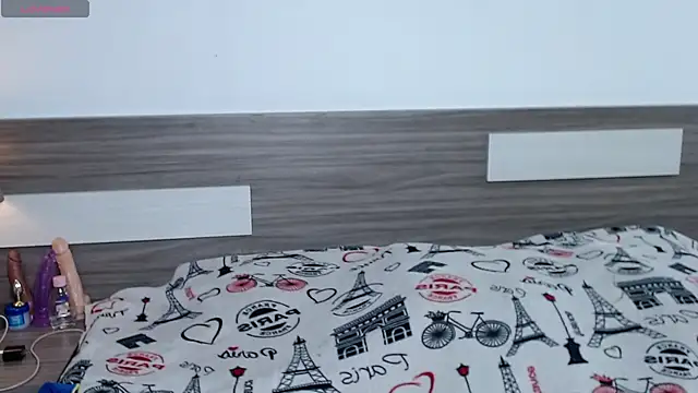 Liiamthompson online show from 12, 1, 2026