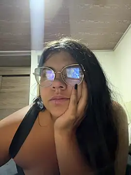 viccky vick online show from 16, 3, 2025