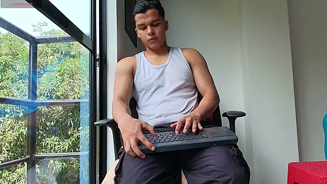 Dwayne Brown online show from 4, 10, 2025