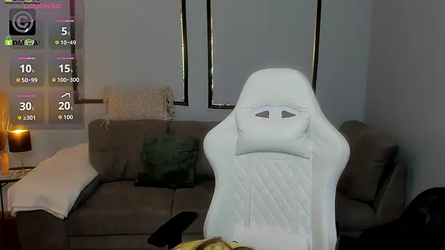 Anya-Ray online show from 23, 11, 2025