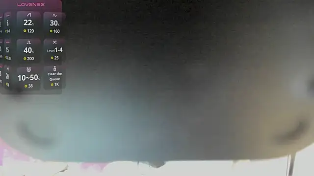 Snapshot of IZZY_BEAUTIFUL chatting on 4, 3, 2025 IZZY BEAUTIFUL online show from 4, 3, 2025