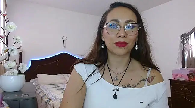 Snapshot of AloLovely_ chatting on 20, 3, 2025 AloLovely online show from 20, 3, 2025